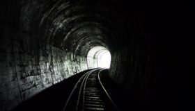 <strong>Glowworm Tunnel - ein Tunnel voller Glühwürmchen</strong>